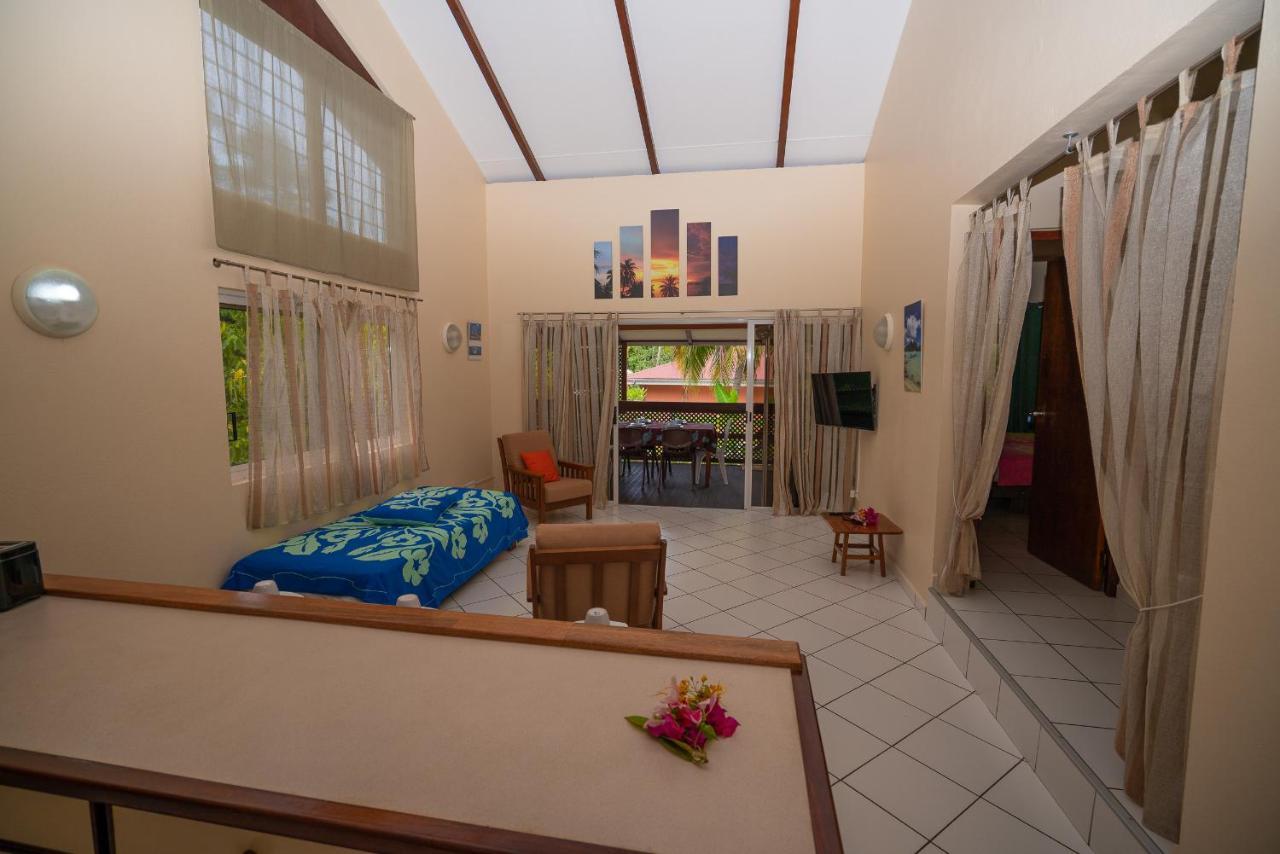 Bora Bora Holiday'S Lodge エクステリア 写真