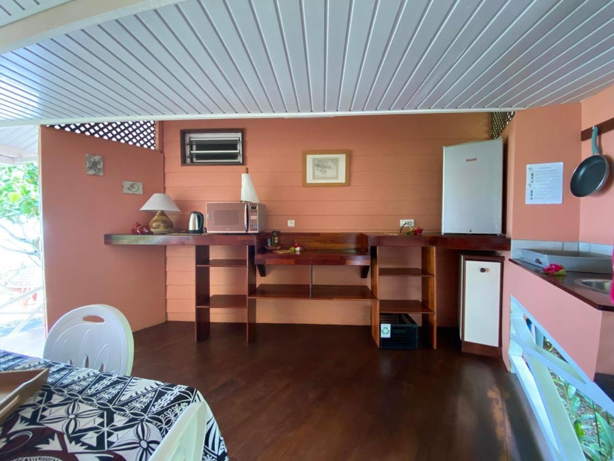 Bora Bora Holiday'S Lodge エクステリア 写真
