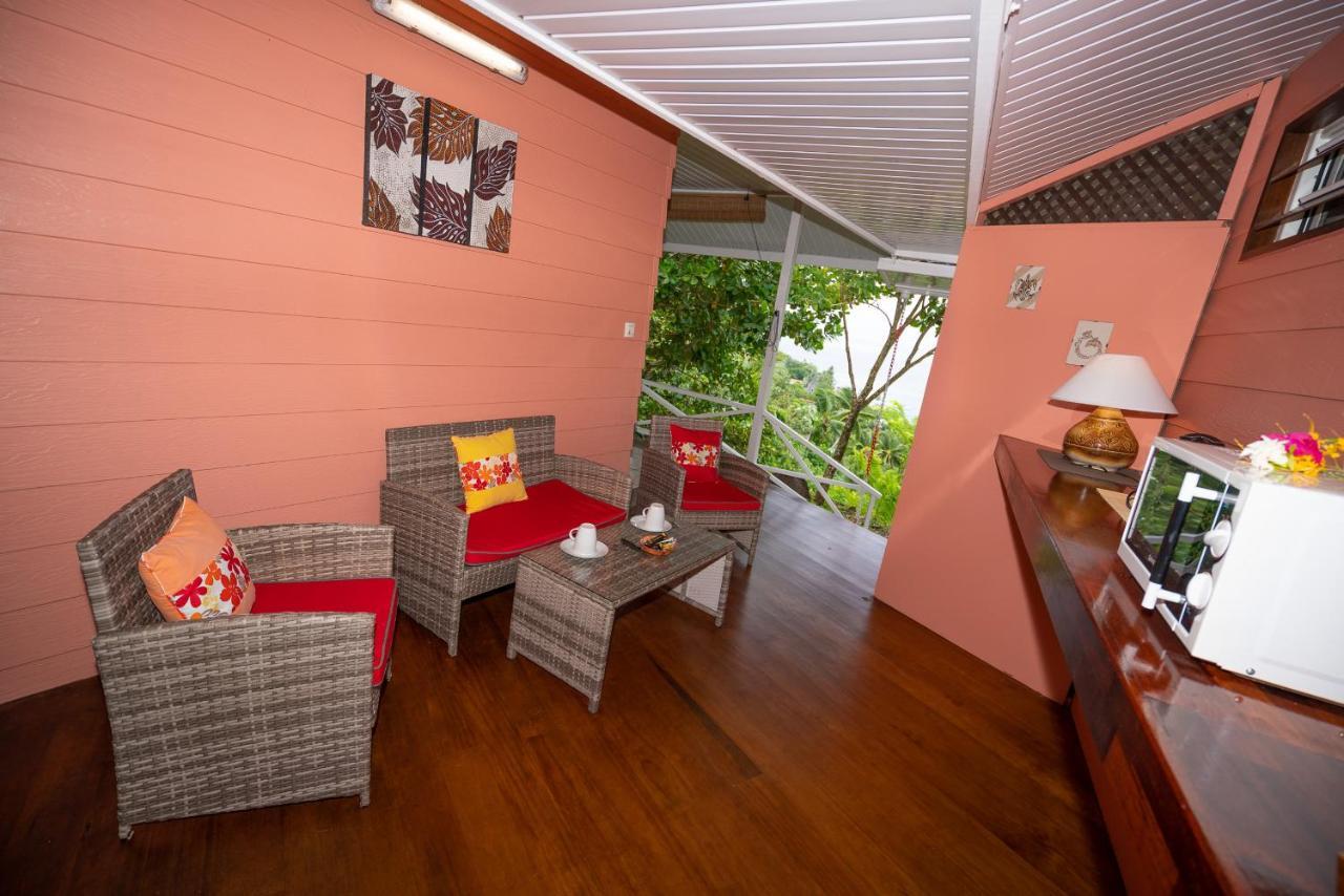 Bora Bora Holiday'S Lodge エクステリア 写真